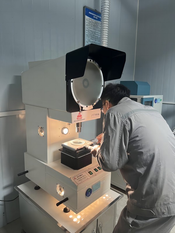 電線(xiàn)電纜絕緣厚度檢測(cè)