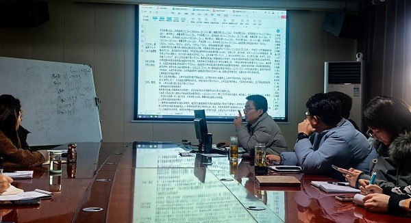 深化理論學(xué)習(xí)，淬煉實踐能力