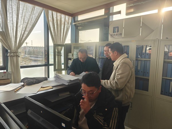 慶陽市總工會領(lǐng)導(dǎo)蒞臨信合與恒達(dá)公司參觀指導(dǎo)