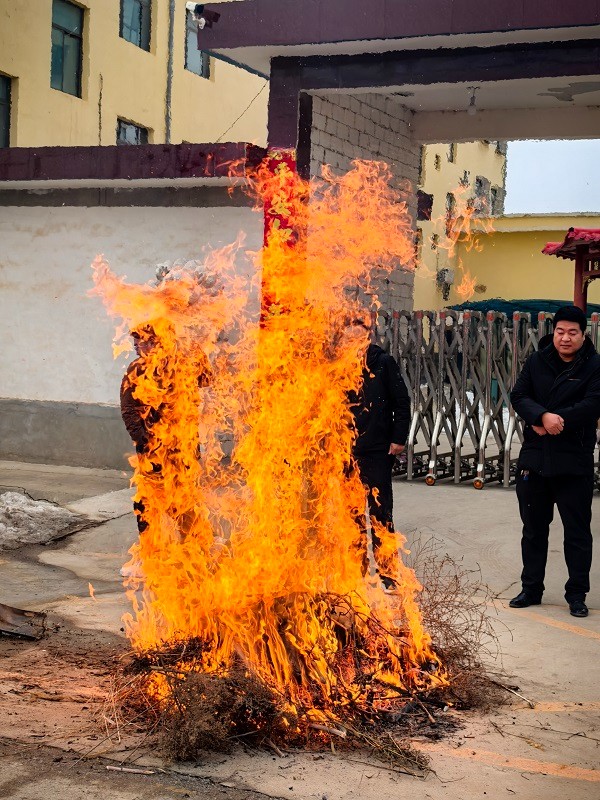 燎疳活動——傳承文化，凝聚團(tuán)隊(duì)力量